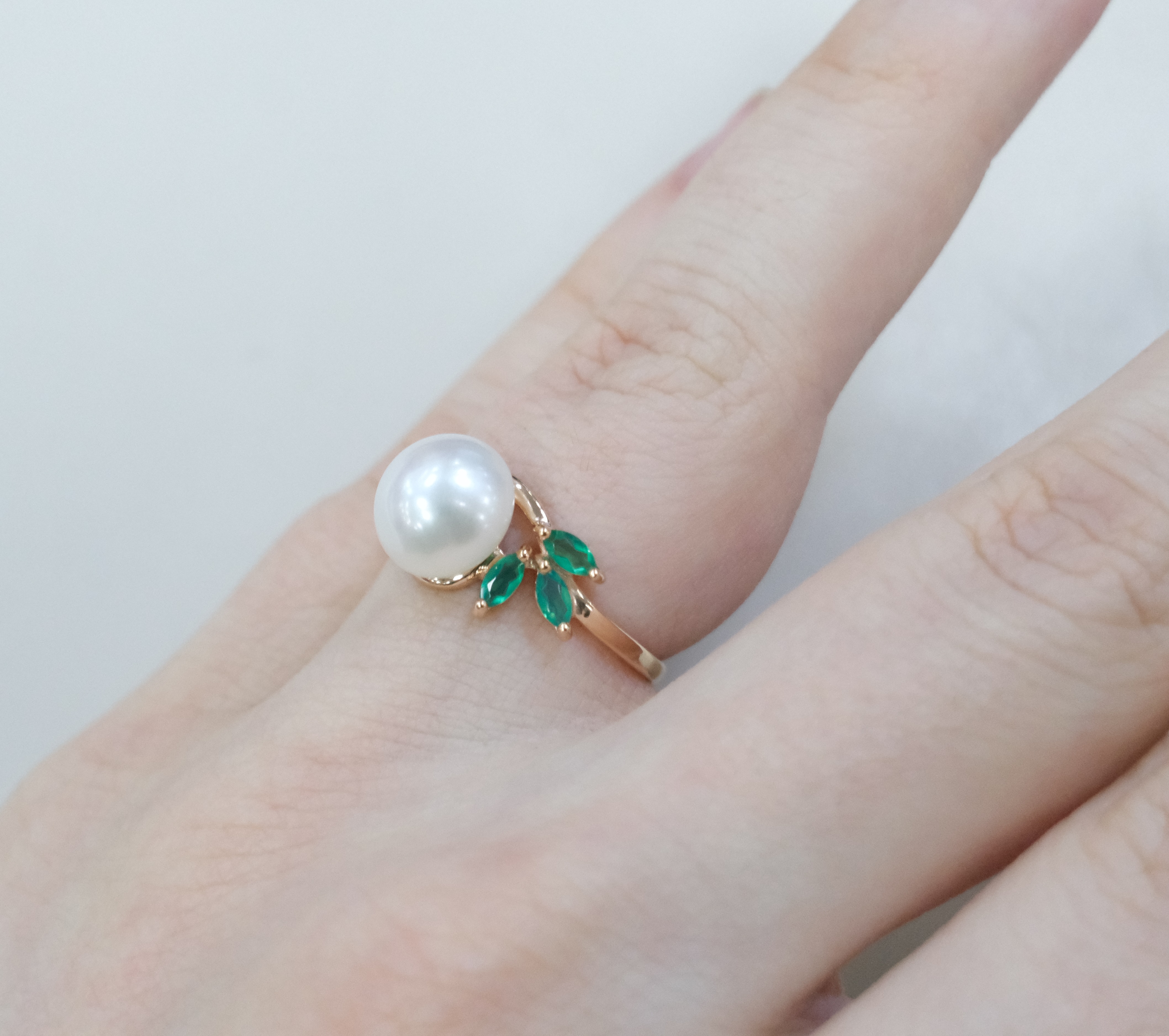 Серебряное кольцо с жемчугом